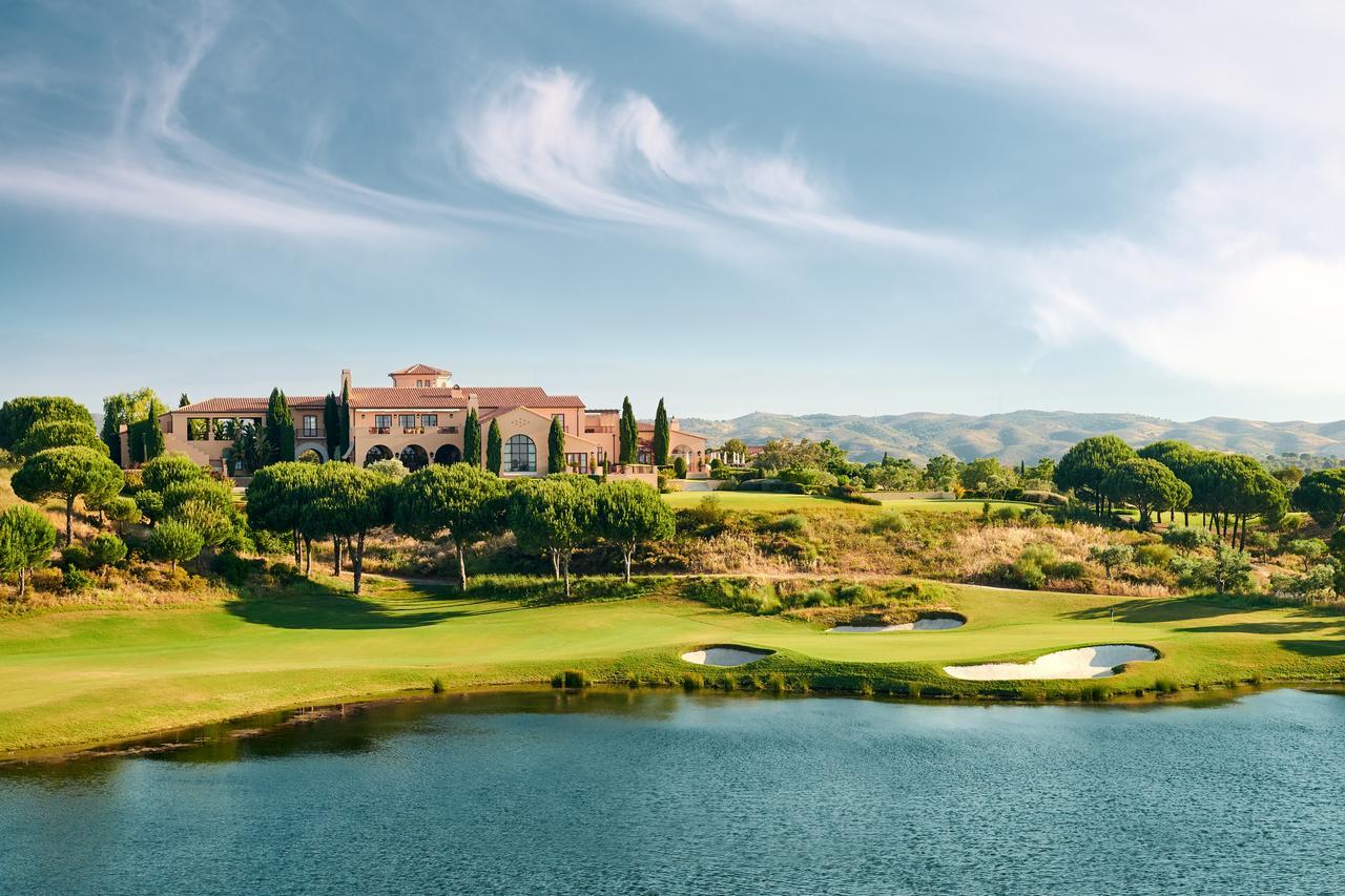 Monte Rei Golf & Country Club ヴィーラ・ノーヴァ・デ・カセラ
